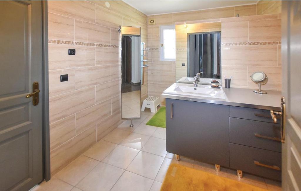 Charmante Maison Climatisee Vedene - Avignon Avec Piscine Exteriör bild